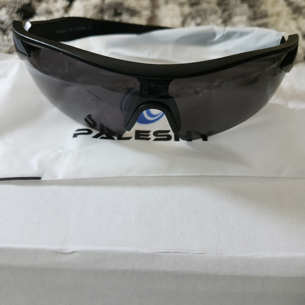 Black VR Glasses